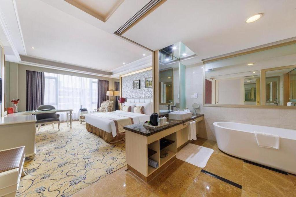 Eurasia International Hotel Dongguan  Eksteriør bilde